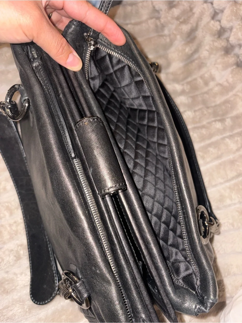 Chanel tote bag  07A Small Tote in black leather with silver chain